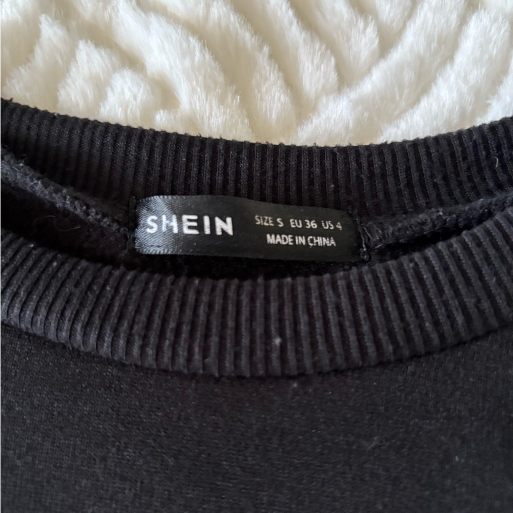 Sweatshirt - Picture 2 of 2